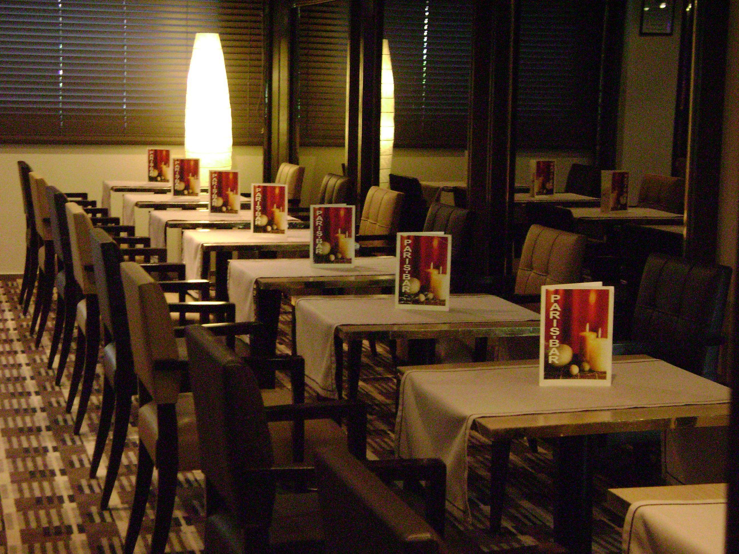 Median Paris Congres Otel Restoran fotoğraf